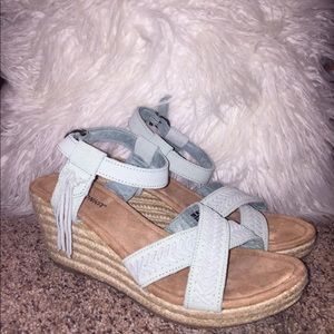 Brand new Minnetonka Heels Green Spring
